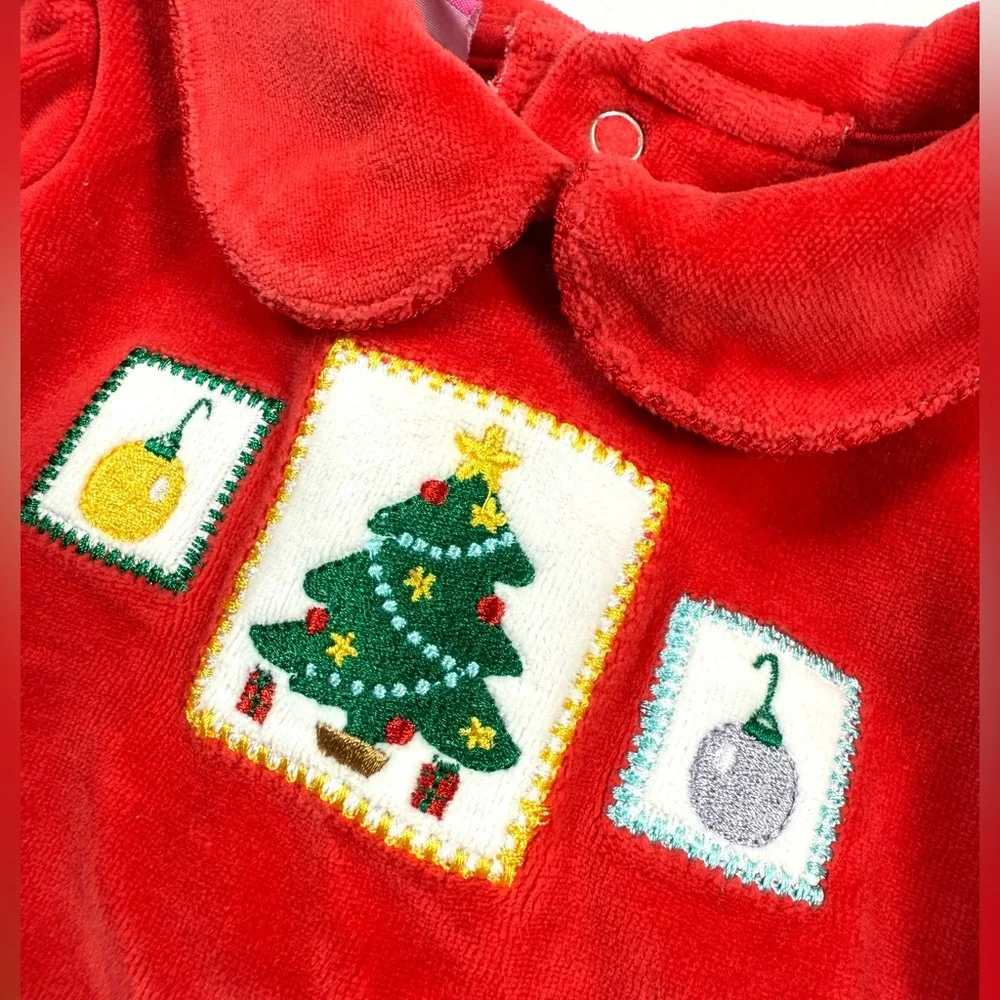 THE‎ MAYFAIR COMPANY Baby Girl Christmas Velour Embroidered Top 0-3 m Peter Pan